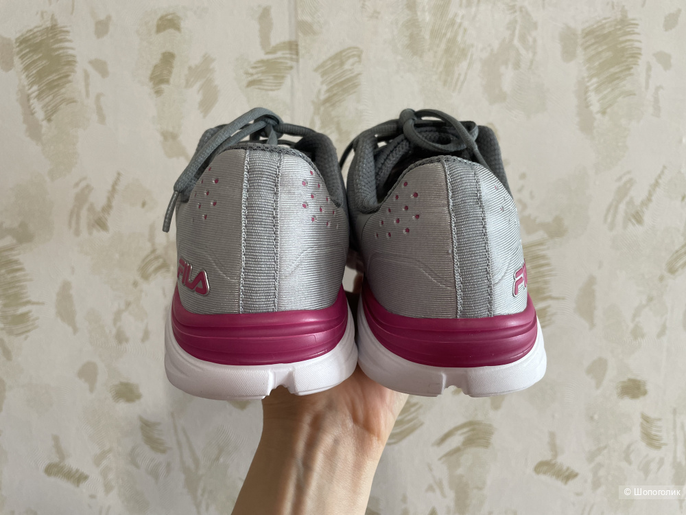 Fila кроссовки р.40