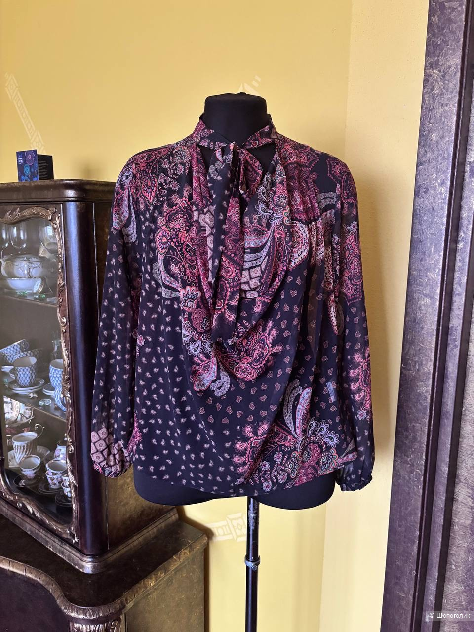 Блузка Angela Devis, размер 44/46/48.