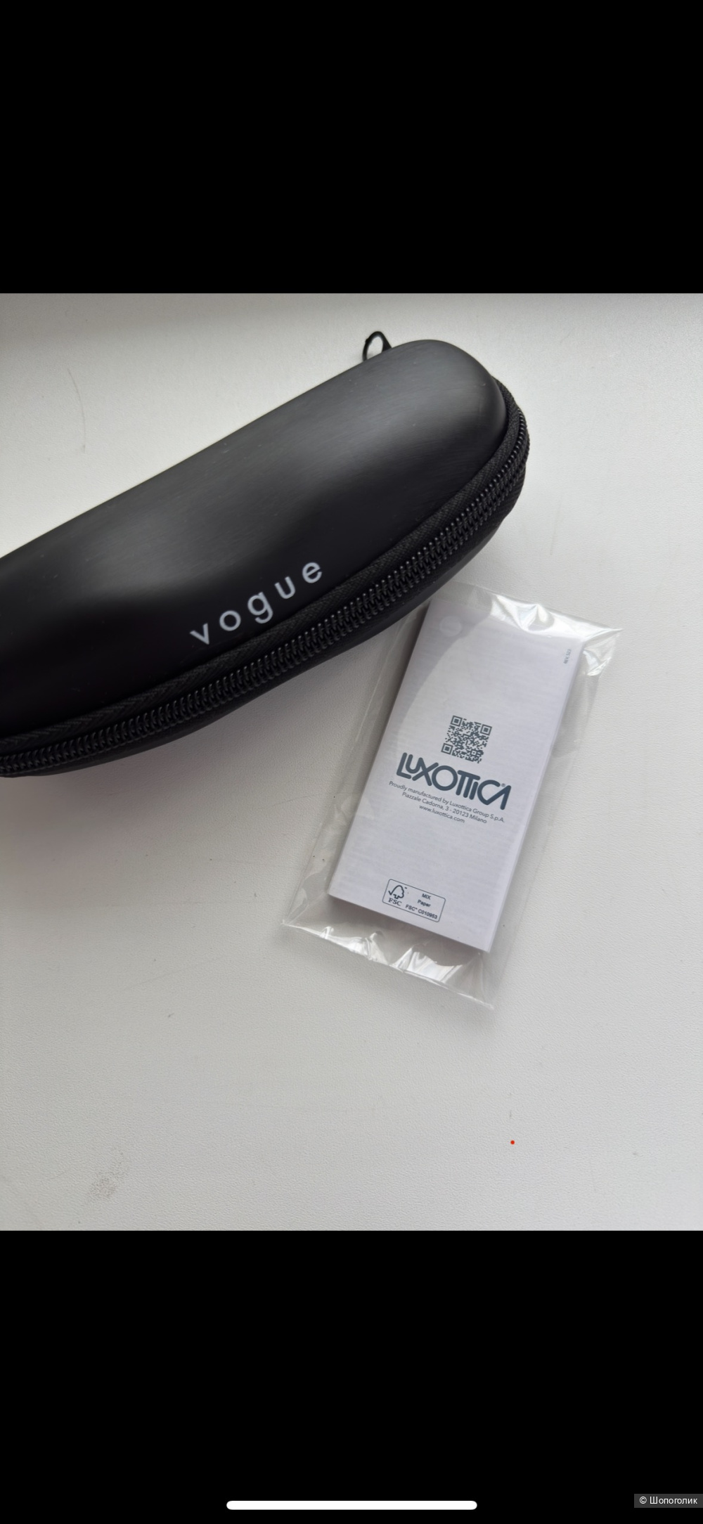 Солнцезащитные очки Vogue