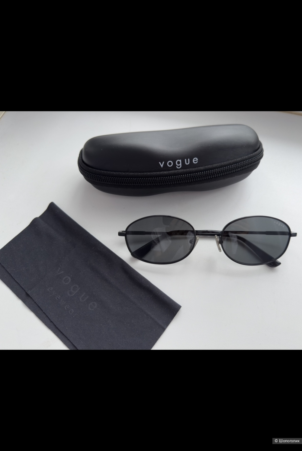 Солнцезащитные очки Vogue