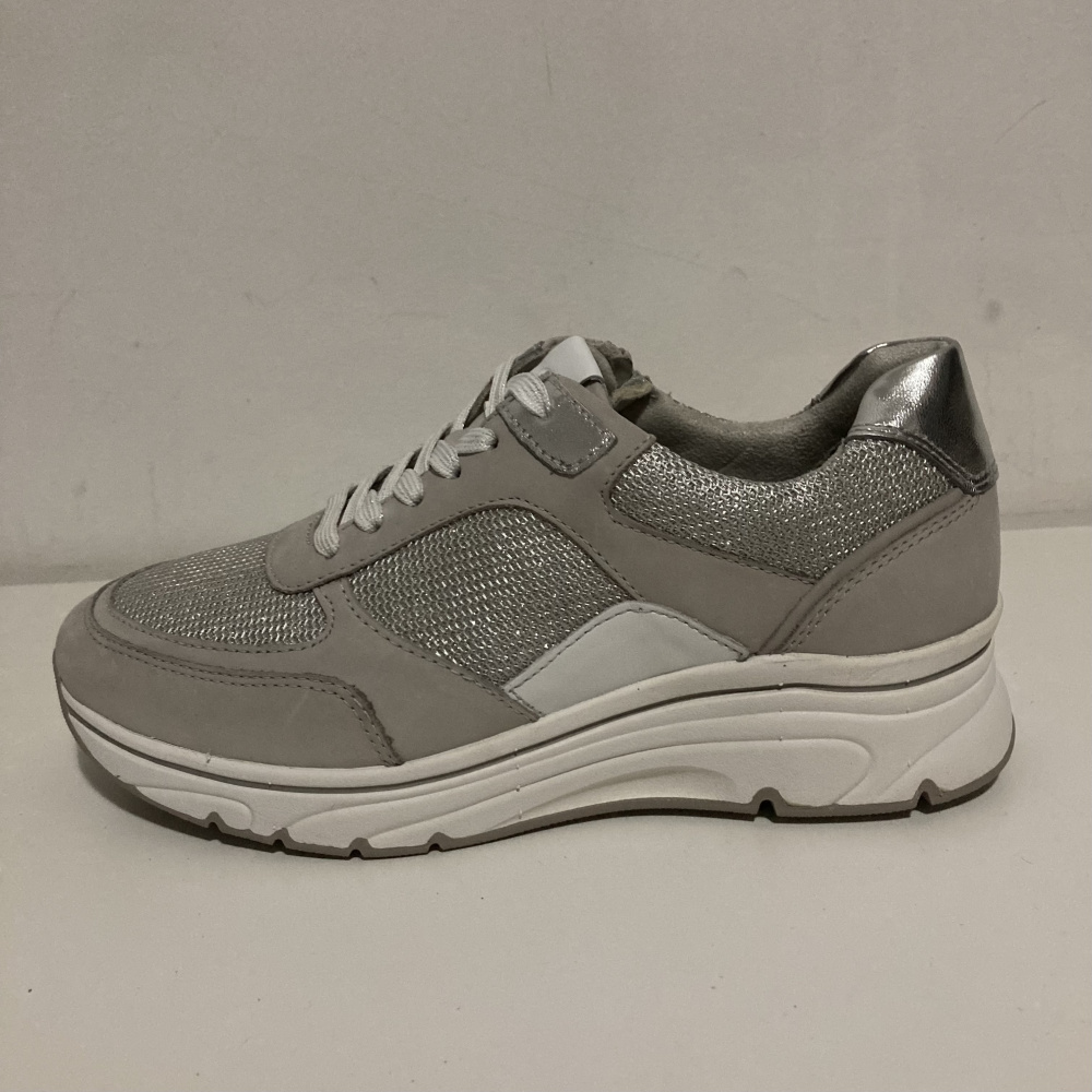 Кроссовки 39 “ Tamaris ”