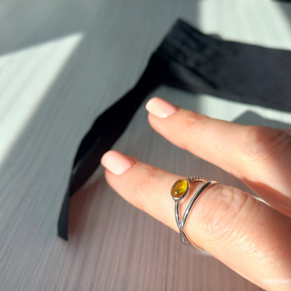 Серебряное кольцо Leta, 16