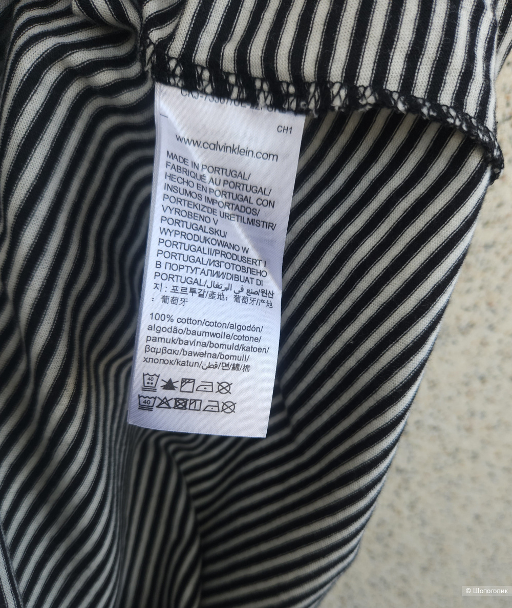 Платье Calvin Klein, M