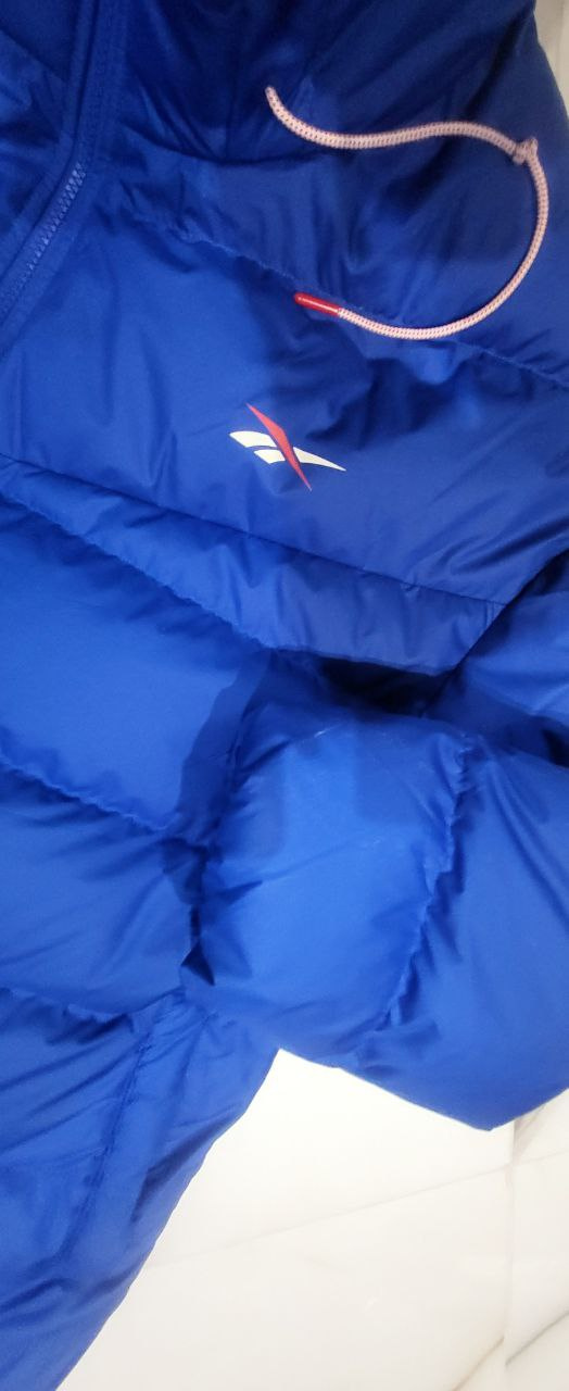 Пуховик  Reebok , оверсайз,   L    до 54