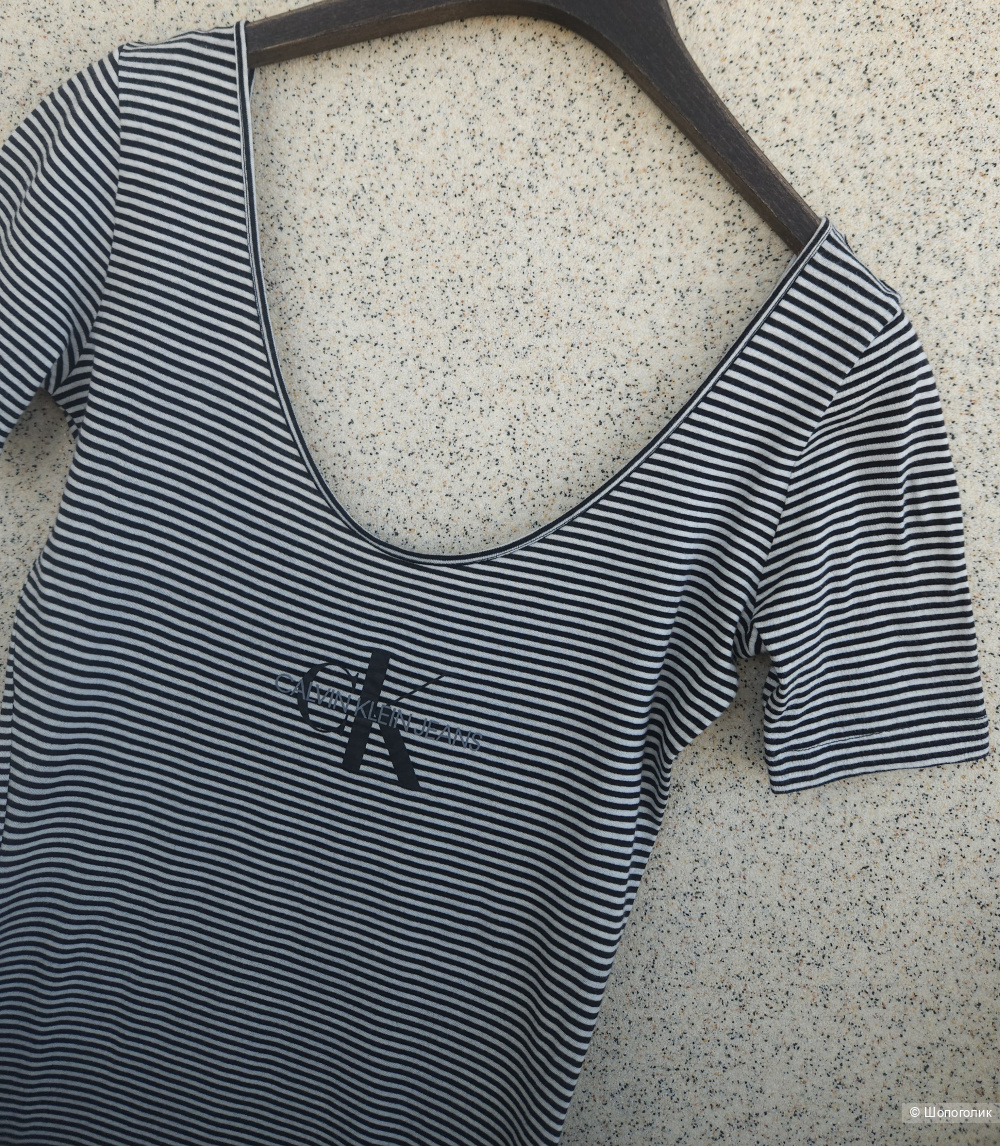 Платье Calvin Klein, M