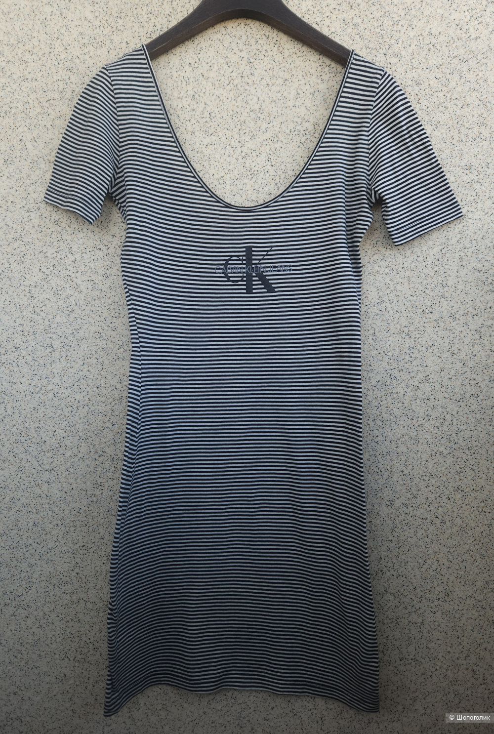 Платье Calvin Klein, M