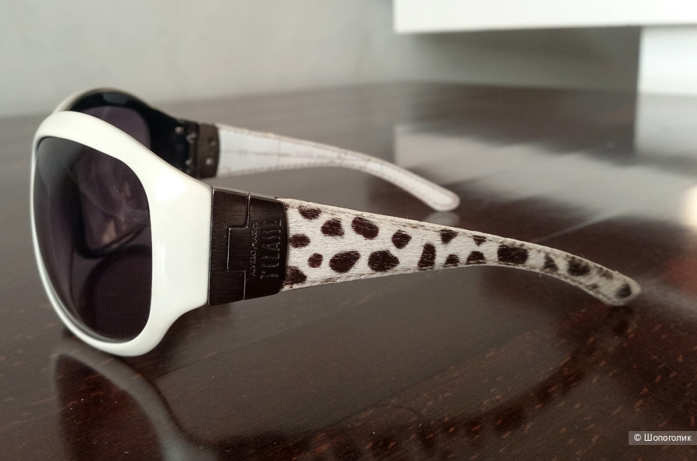 Солнцезащитные очки Alviero Martini