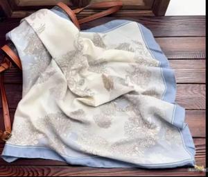 Платок no name 70*70