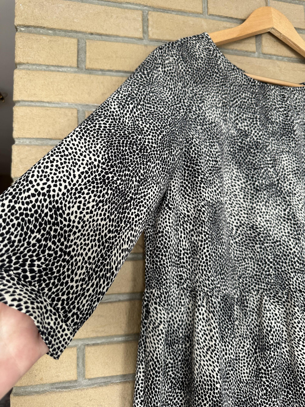 Тюнинговонное платье zarina, размер 48.