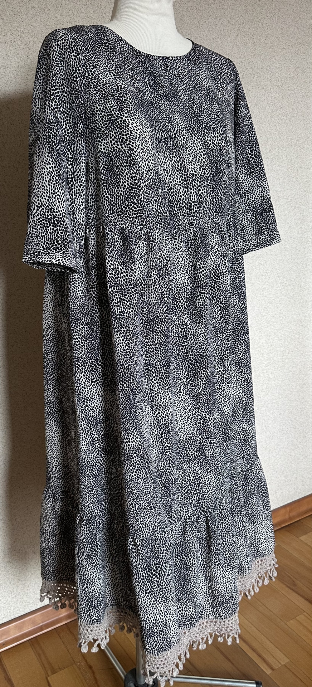 Тюнинговонное платье zarina, размер 48.