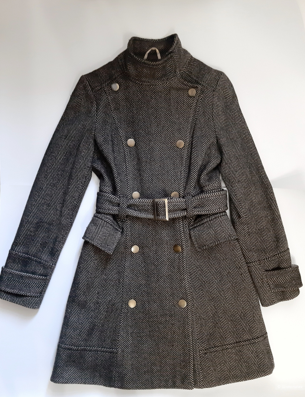 Пальто женское в гусарском стиле