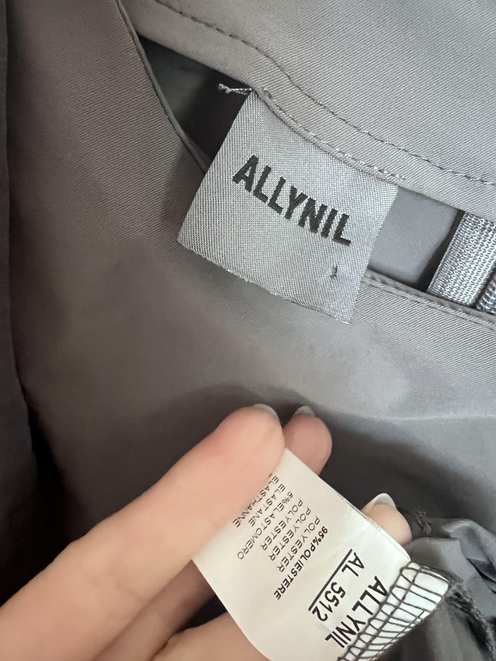 Платье Allynil размер 44