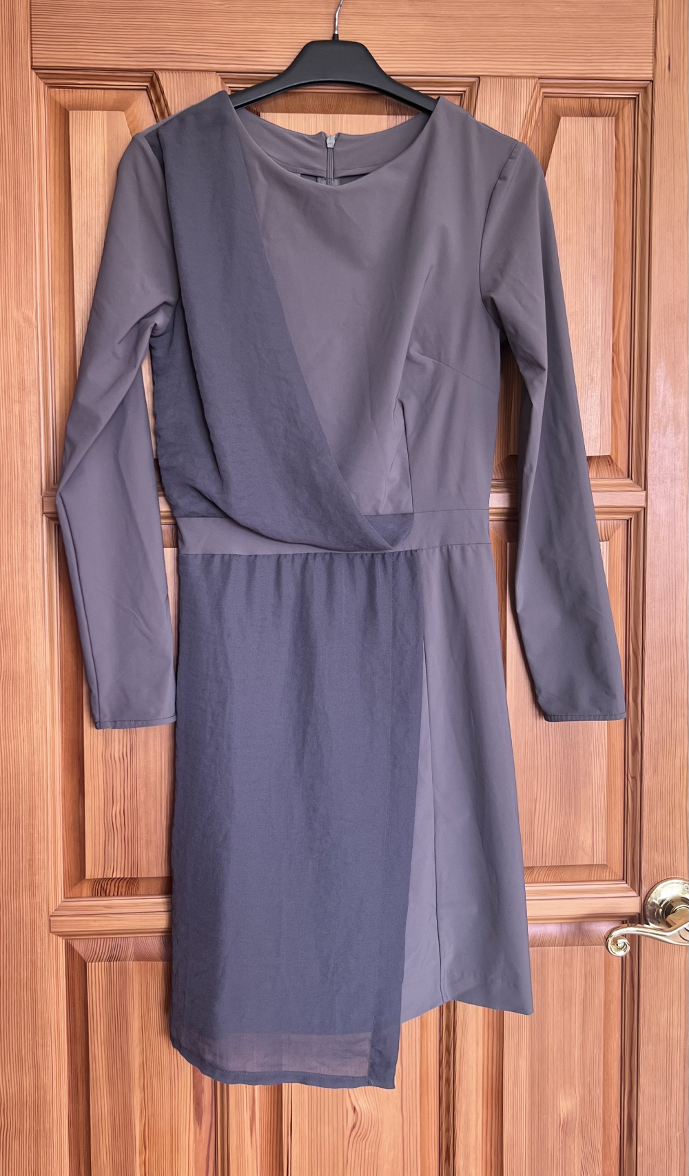 Платье Allynil размер 44