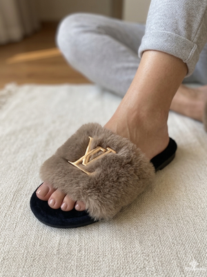 Шлепанцы Louis Vuitton