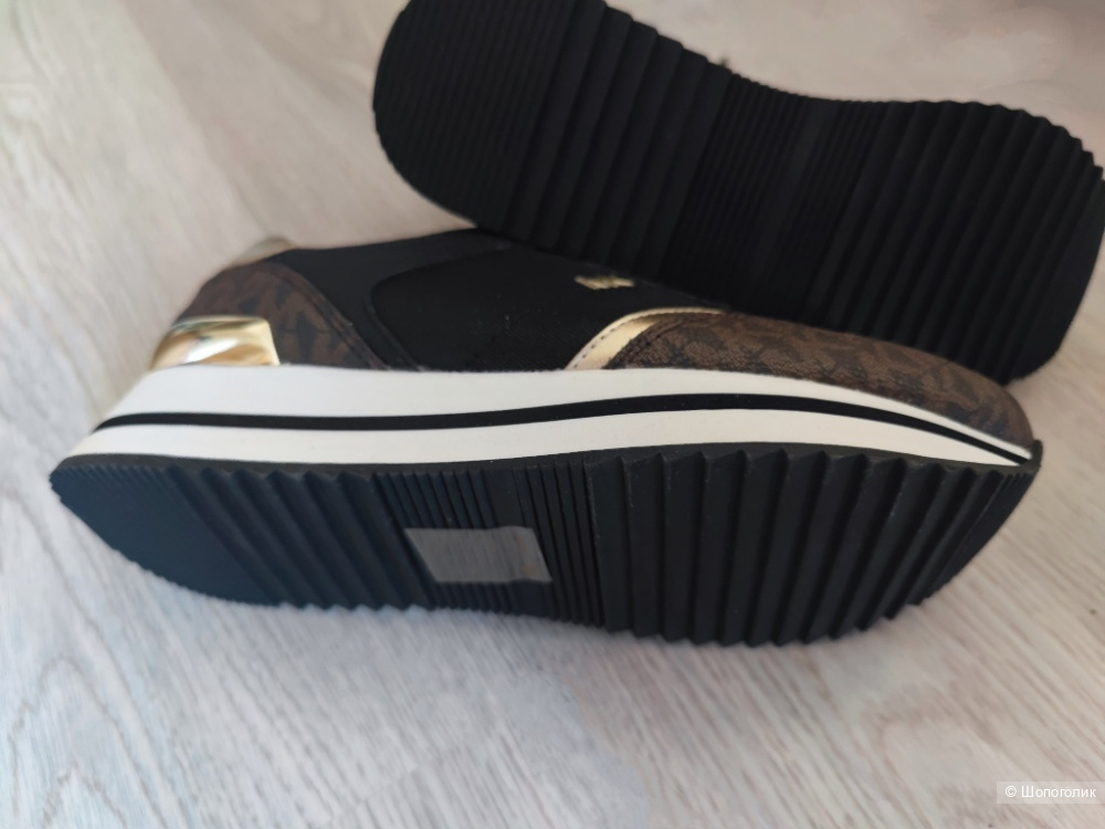 Кроссовки Michael Kors 35