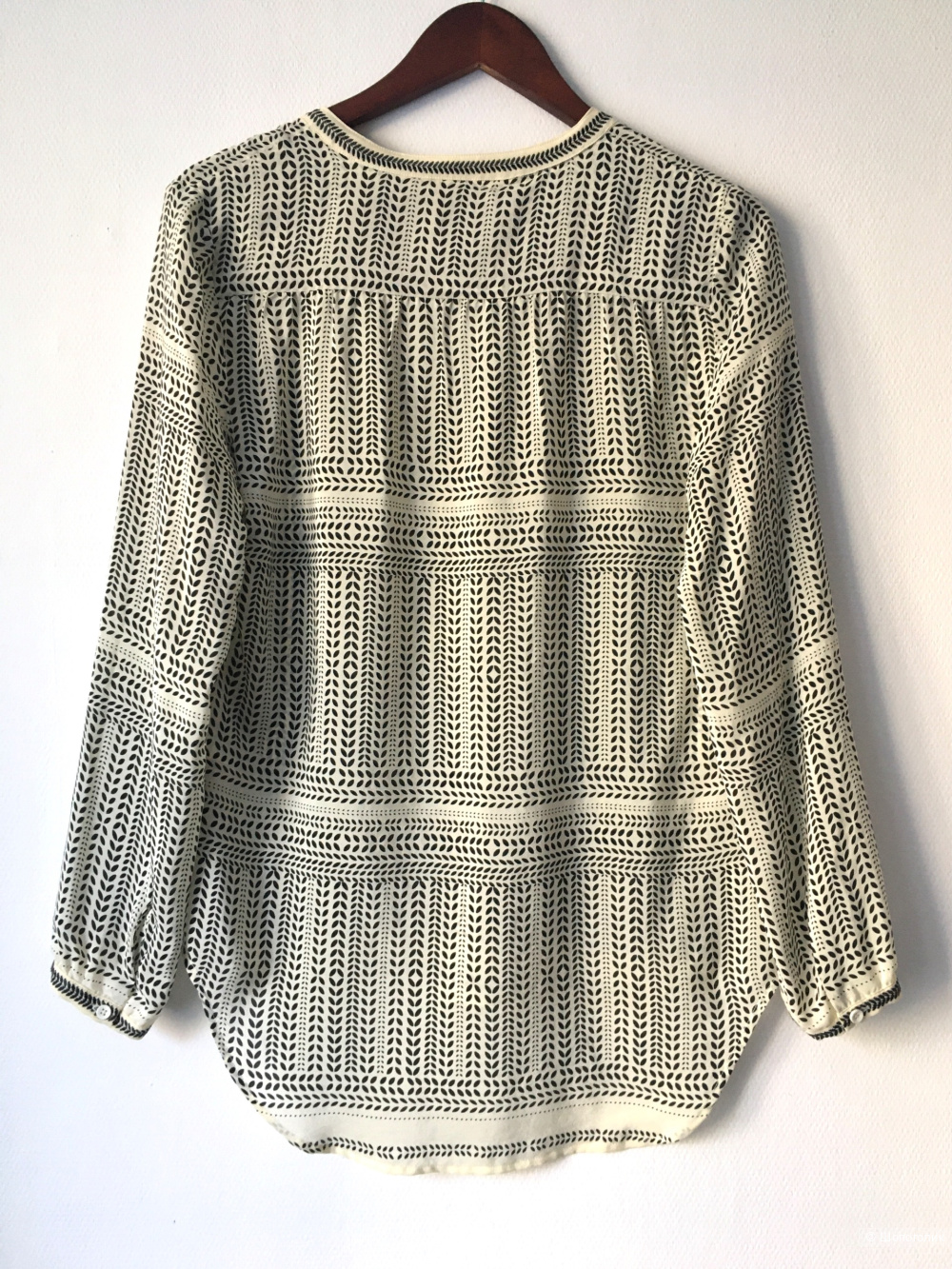 Блузка Mrs & Hugs, размер S (42/44)