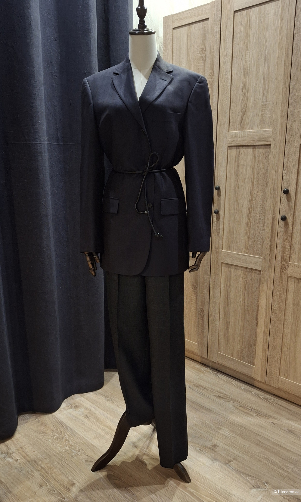 Шерстяные брюки Hugo Boss/48