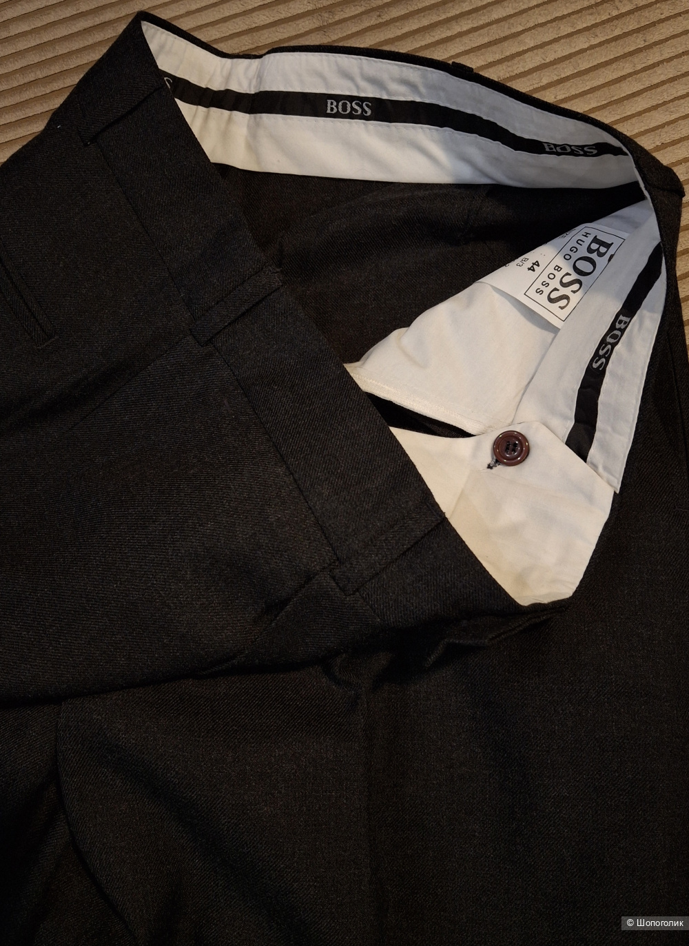 Шерстяные брюки Hugo Boss/48