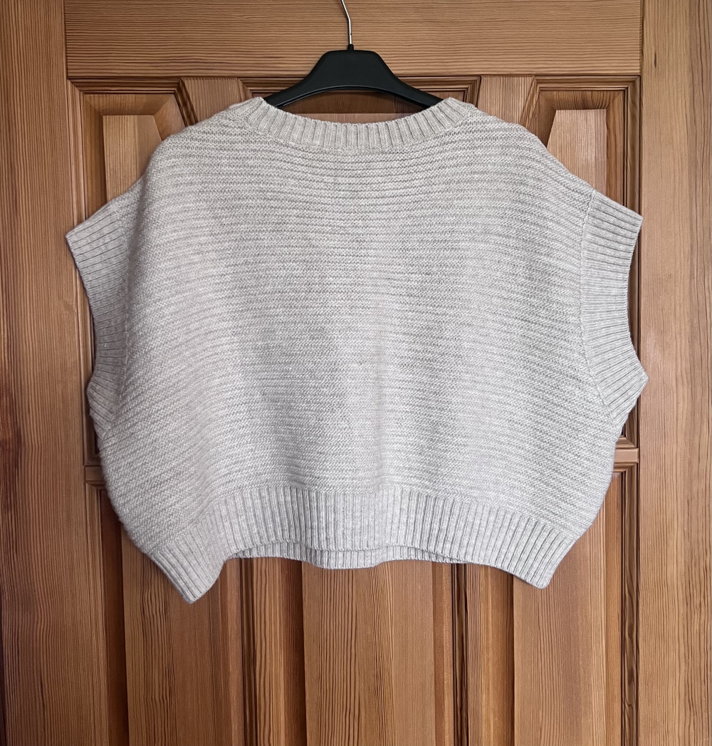 Свитер Allude размер 46-48