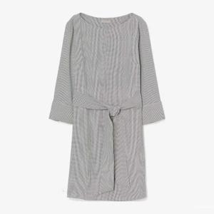 Платье H&M , L