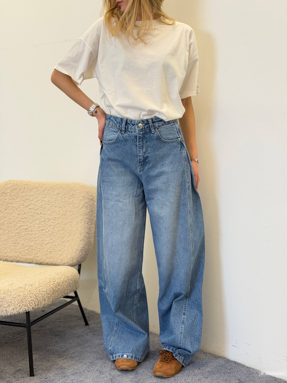 Джинсы VICOLO, размер S.