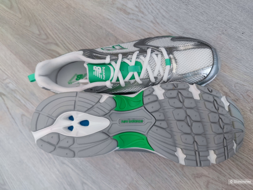 Кроссовки New balance 45