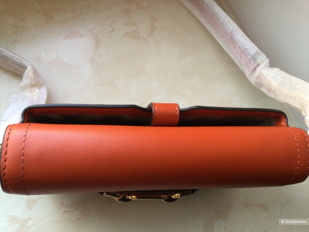 Кожаная сумка Michael Kors