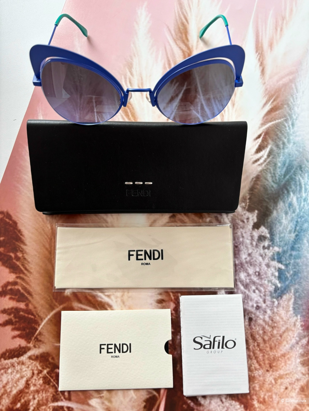 Солнцезащитные очки Fendi