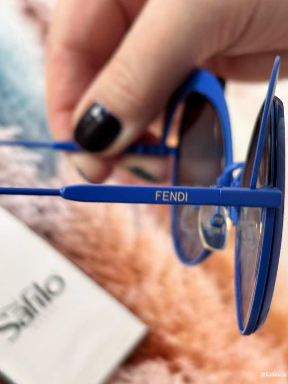 Солнцезащитные очки Fendi