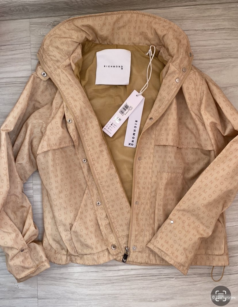 Ветровка Richmond 46