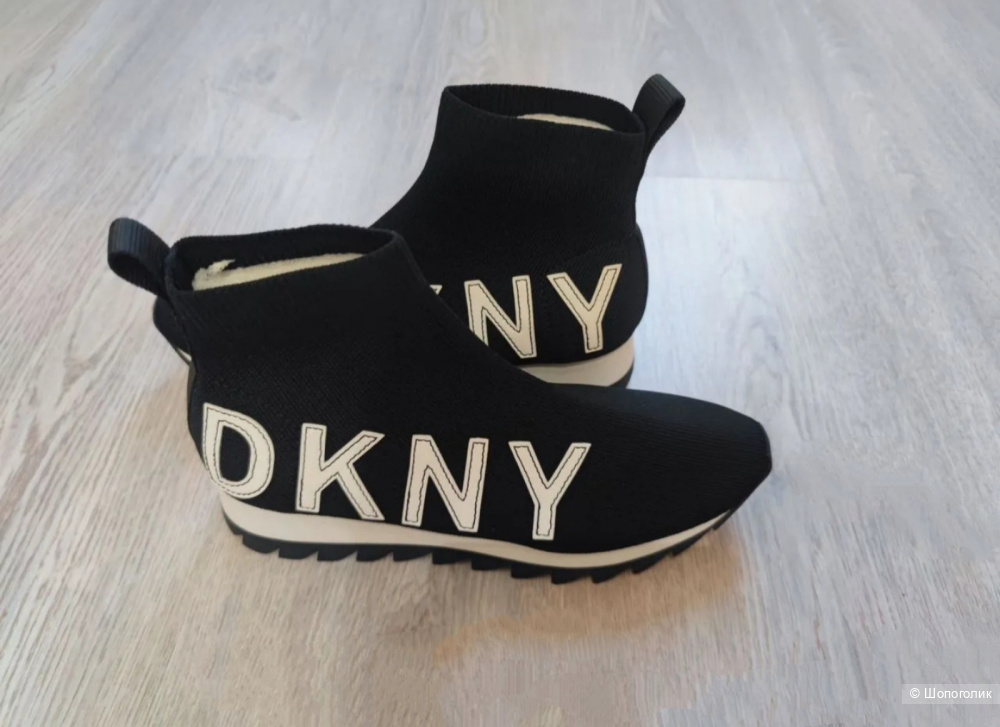 Кроссовки DKNY 37-37,5