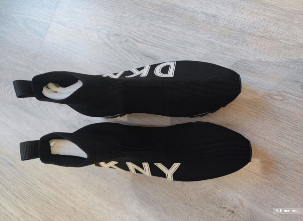 Кроссовки DKNY 37-37,5