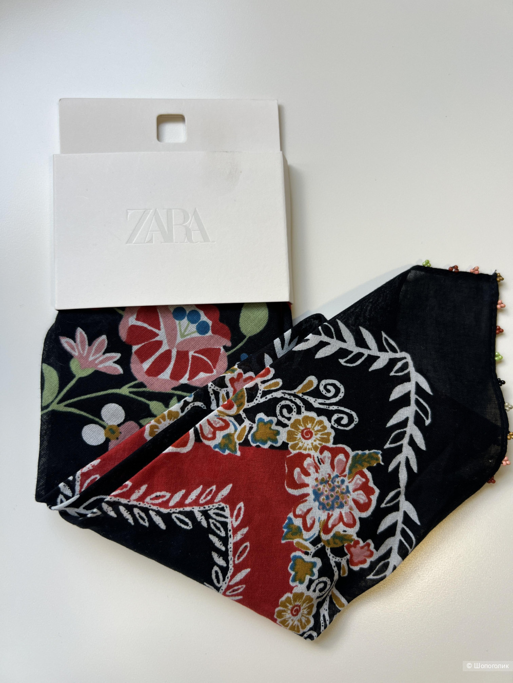 Шарф Zara с цветочным узором и бисером