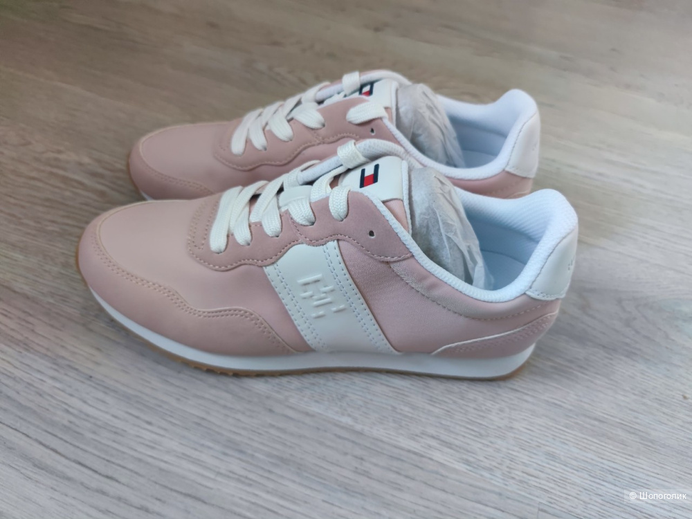 Кроссовки Tommy Hilfiger 38,5