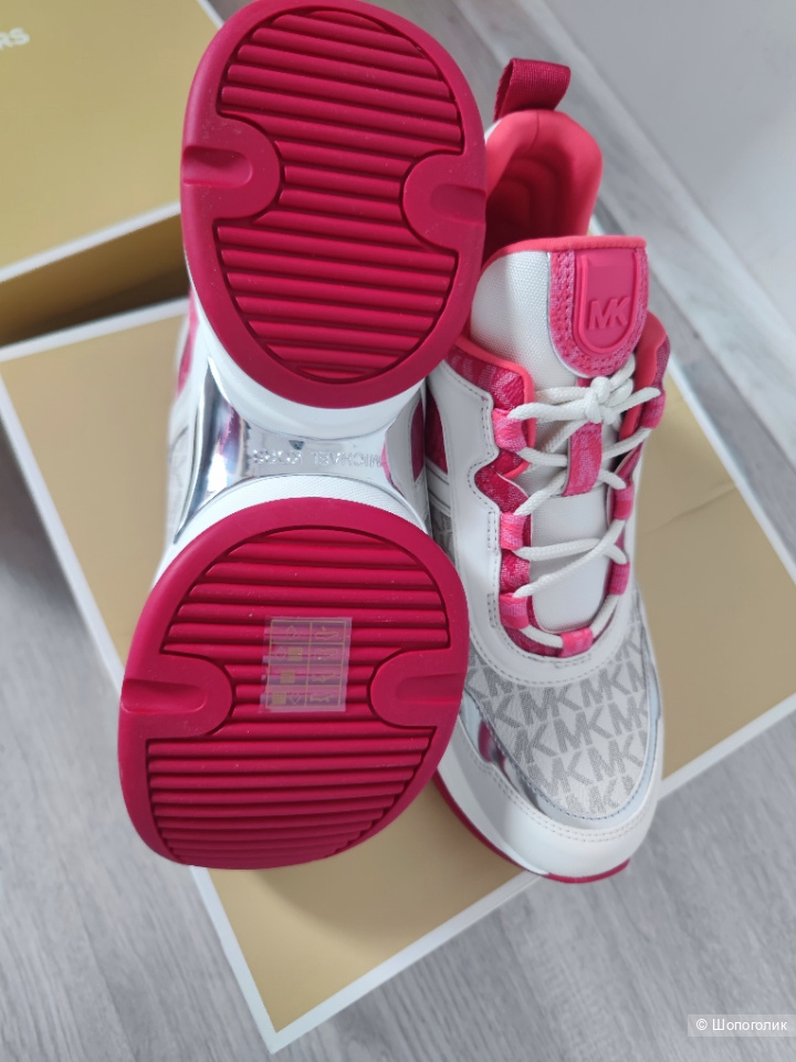 Кроссовки Michael Kors 39,5