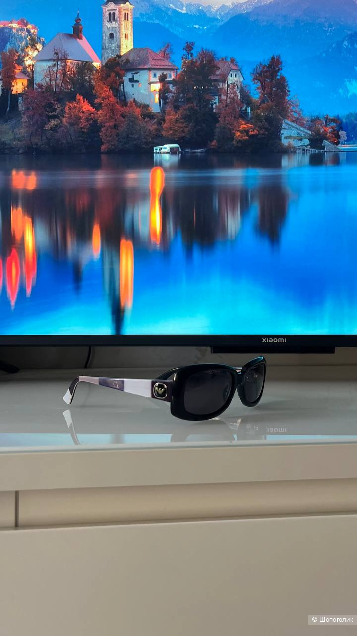 Солнцезащитные очки Emporio Armani