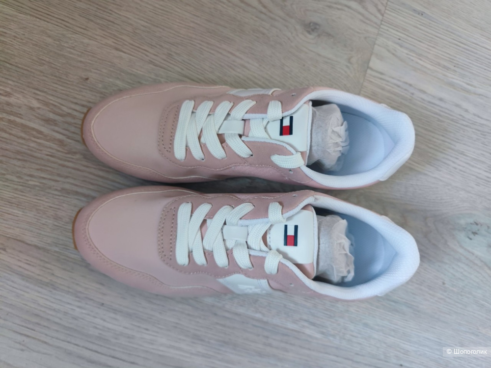 Кроссовки Tommy Hilfiger 38,5