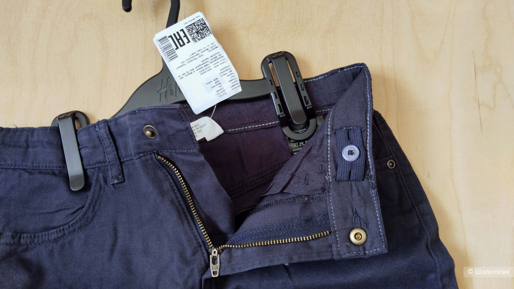 Комплектом 2 футболки и шорты H&M размер 134