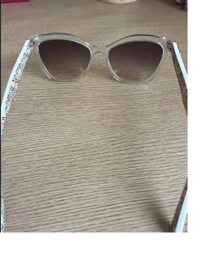 Солнцезащитные очки Love Moschino