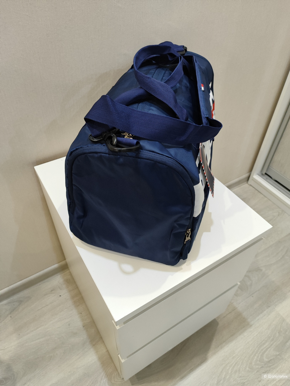 Сумка спортивная Tommy Hilfiger