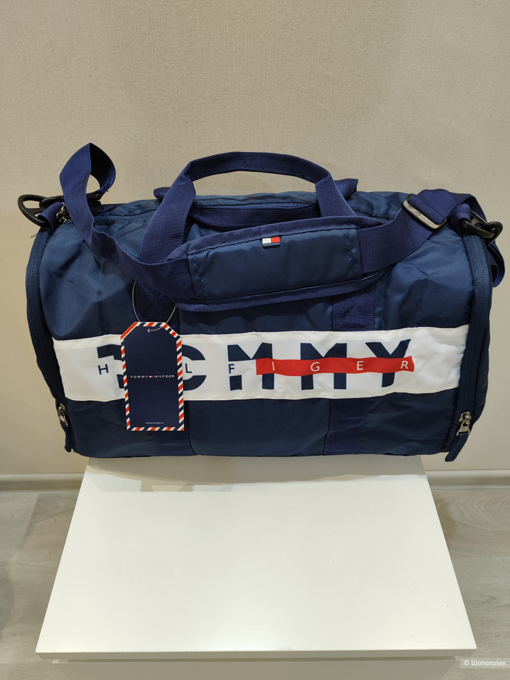 Сумка спортивная Tommy Hilfiger