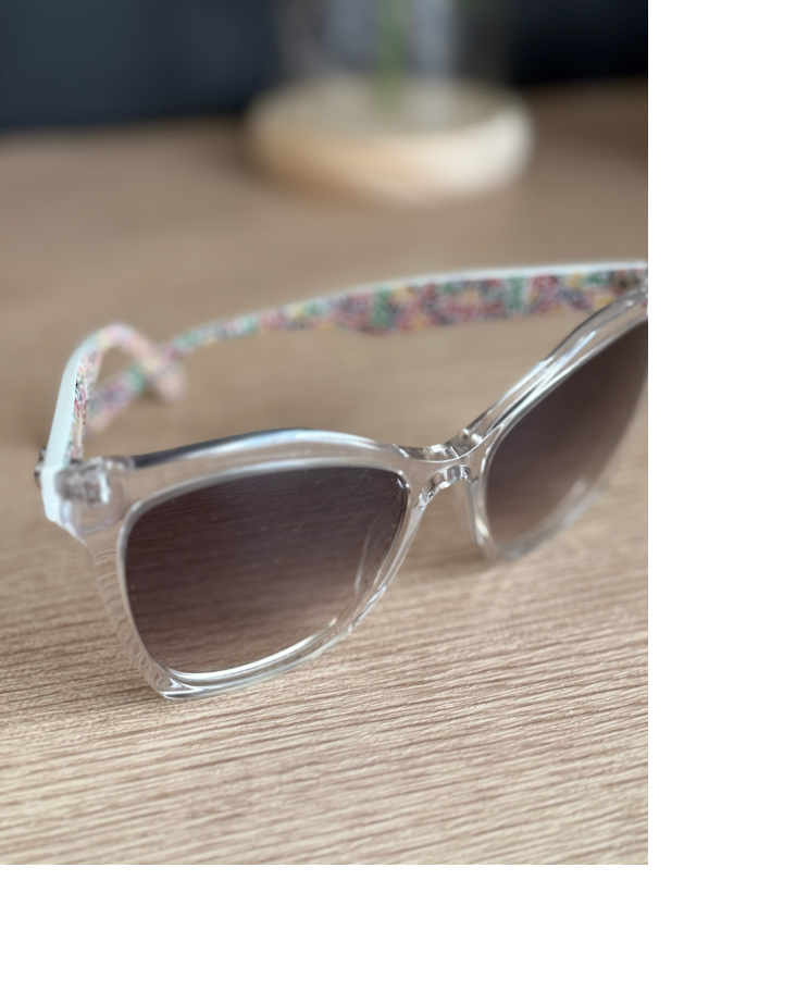 Солнцезащитные очки Love Moschino