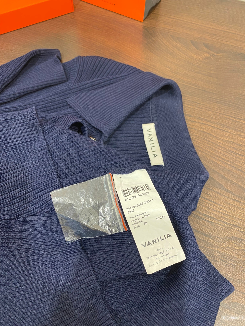 Джемпер-поло от  VANILIA.Размер Евр.38.