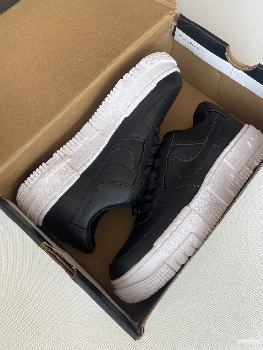 Кроссовки Nike Air Force 1 Pixel р.39