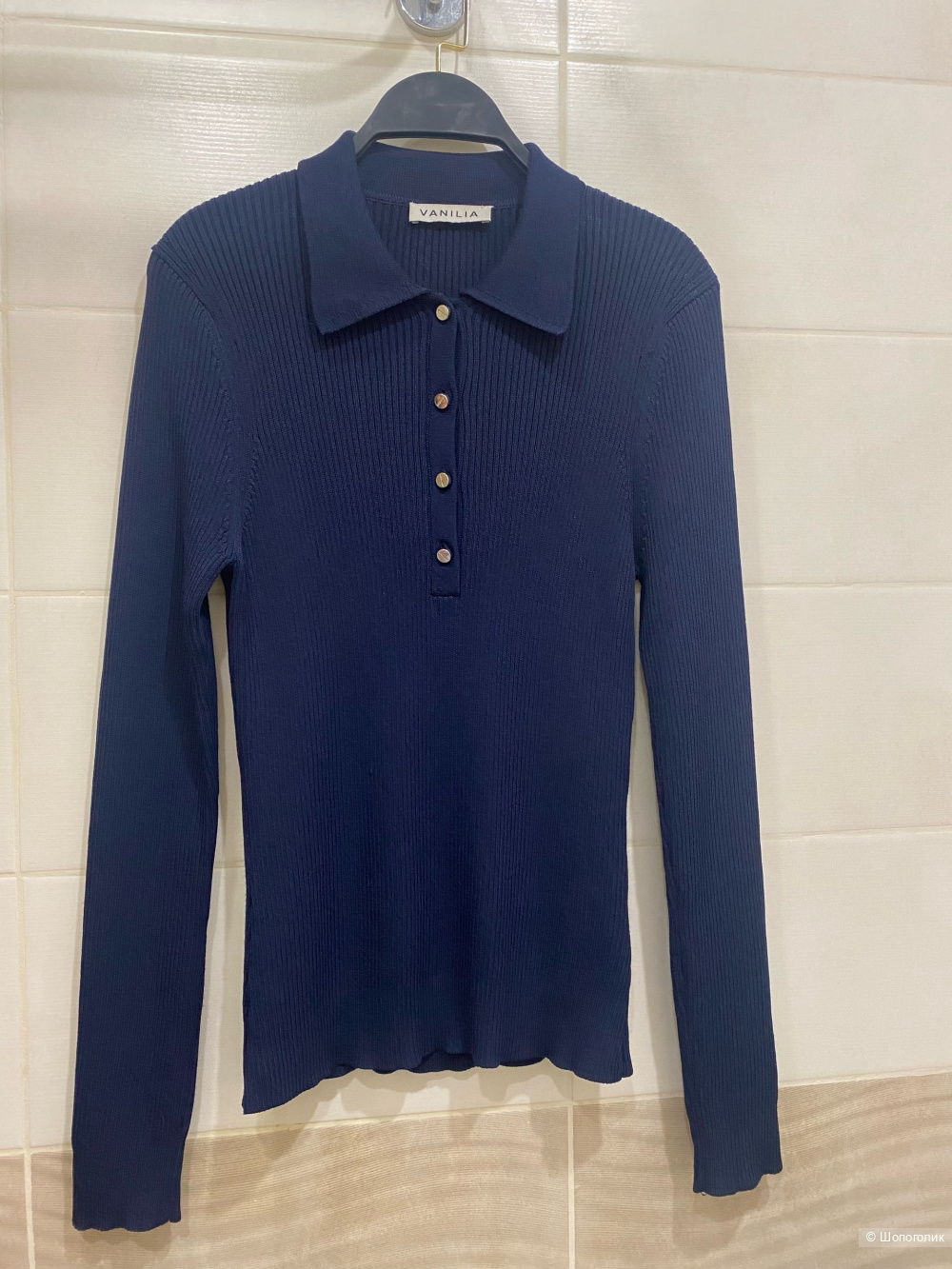 Джемпер-поло от  VANILIA.Размер Евр.38.