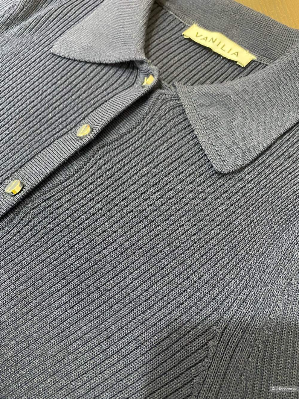 Джемпер-поло от  VANILIA.Размер Евр.38.