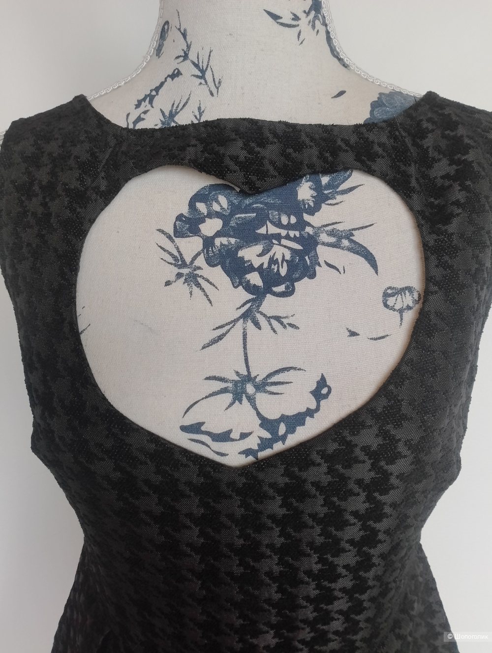 Платье мини Glamorous с вырезом сердце, uk 8