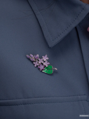 Брошь «Сирень» серебро 925 с эмалью.