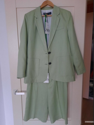 Костюм женский Zara размер M-L