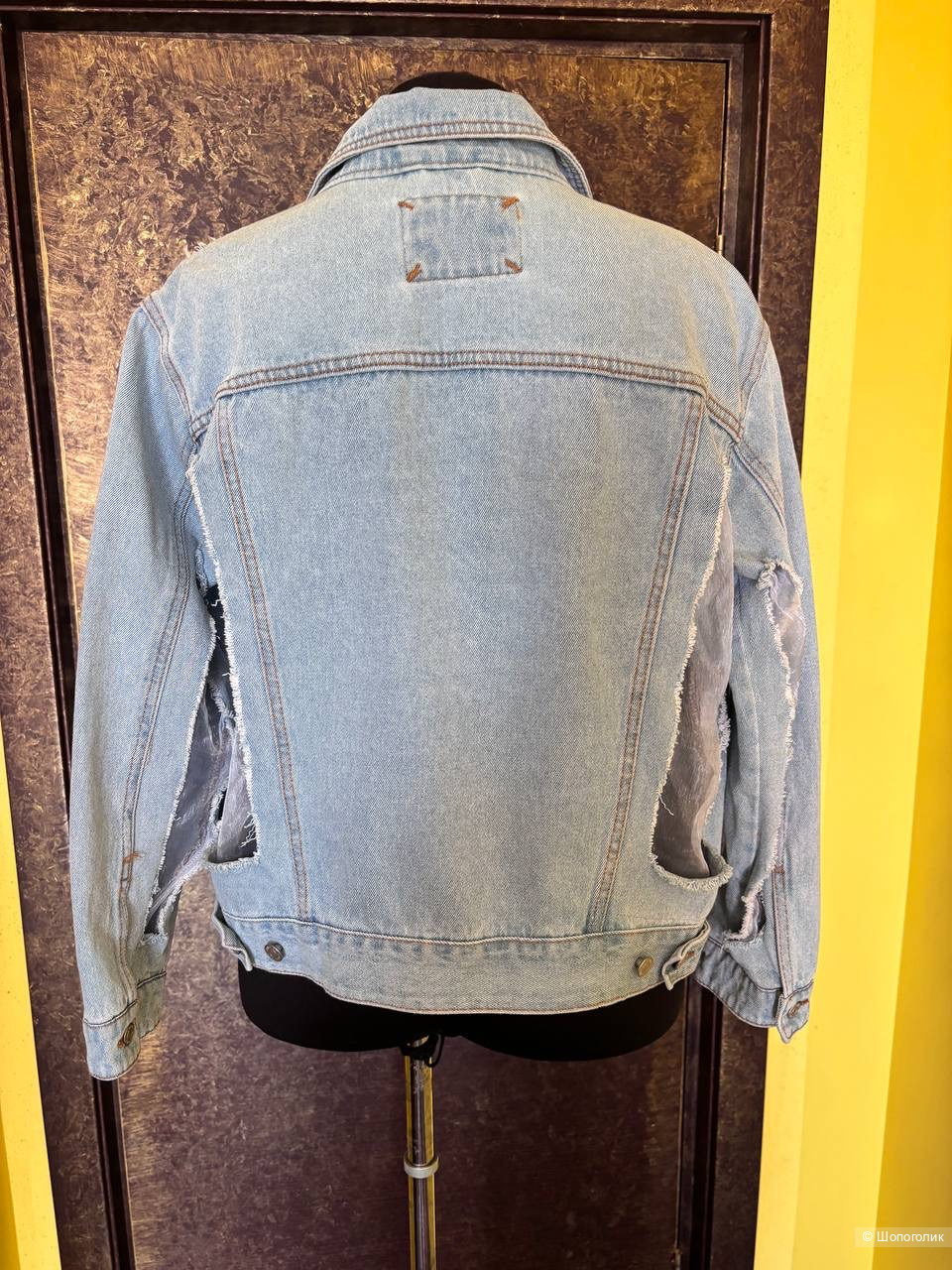 Джинсовая куртка Pull&Bear, размер L.